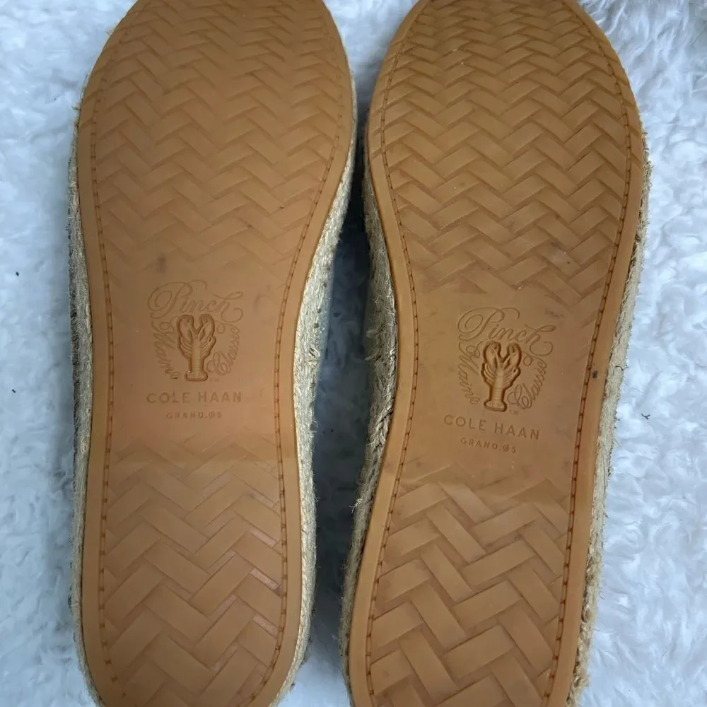 Cole Haan knitted Khaki lite Espadrille Loafer strings of gold threads size 10B